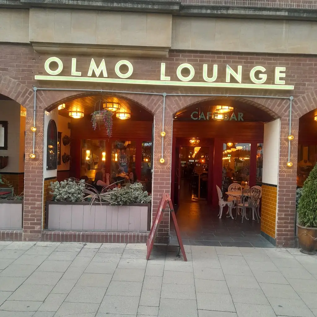 paul brown_Olmo Lounge_Huntingdon_review