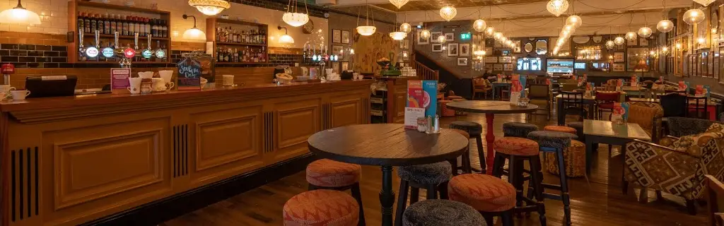 Olmo Lounge_Huntingdon_slider_image_1