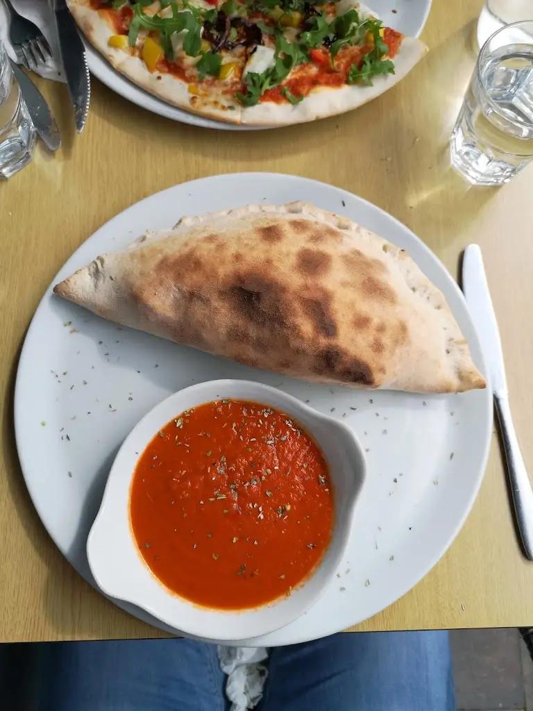 Menu_La Bistro Mediterranean Kitchen_Horsforth_image_4