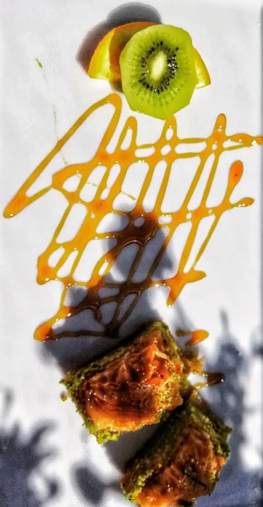 Menu_La Bistro Mediterranean Kitchen_Horsforth_image_7