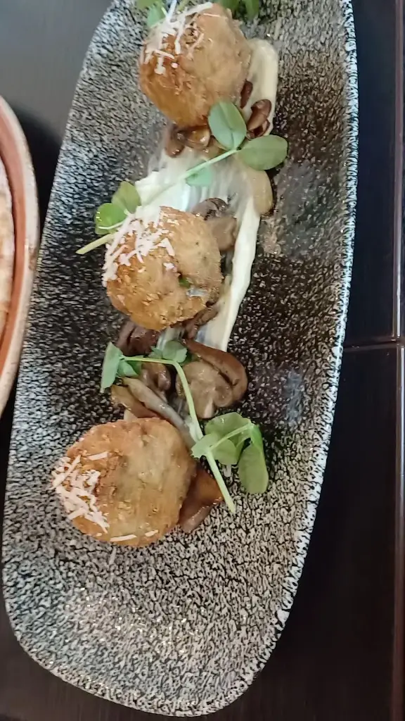 Escape Restaurant & Bar_Horsforth_slider_image_2