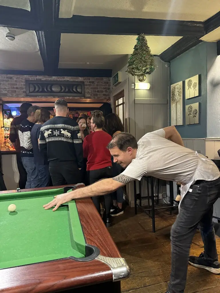 Emma Voysey_Bell Inn_Banwell_review