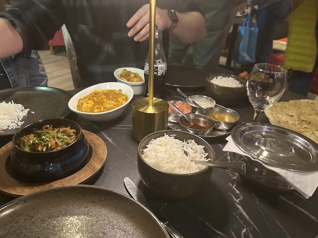 Helen Hartley_Ameen's Restaurant_Horsforth_review