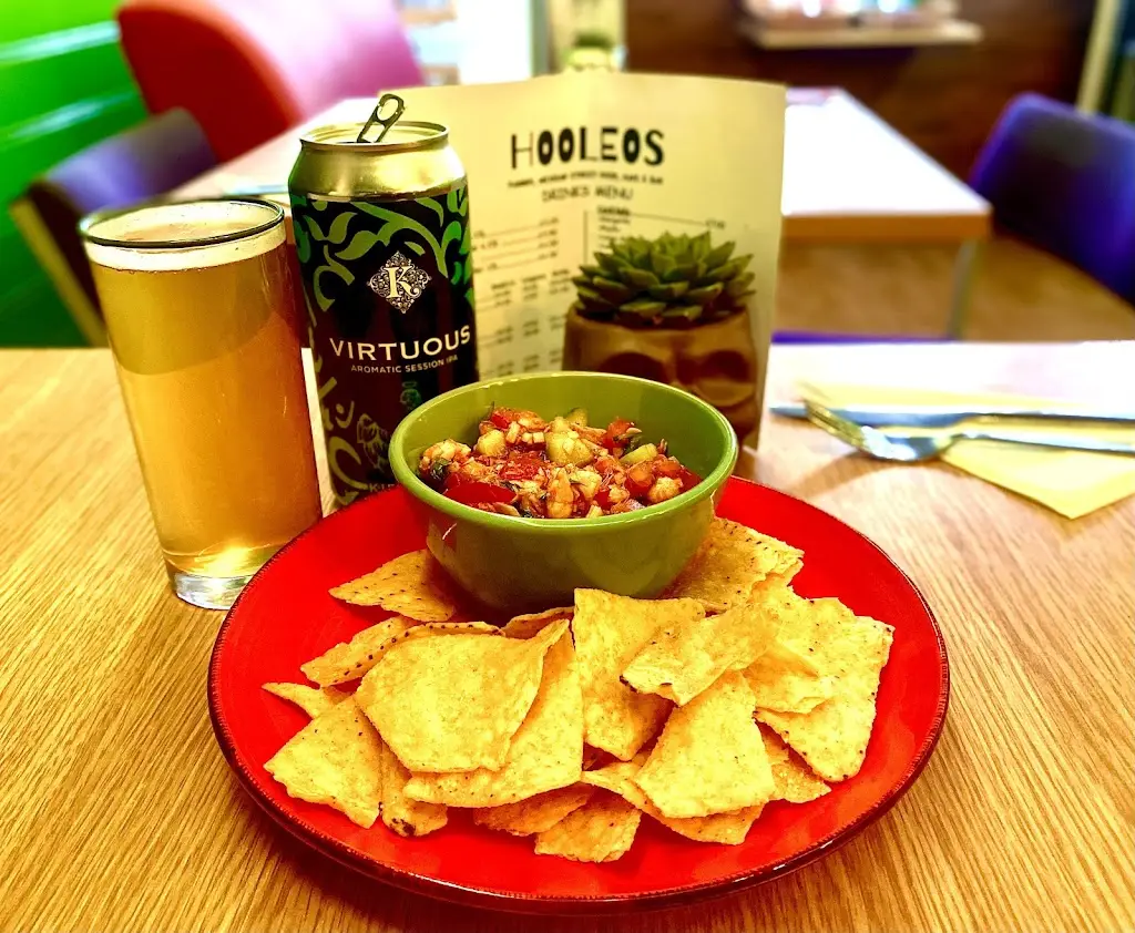 Hooleos_Horsforth_slider_image_3