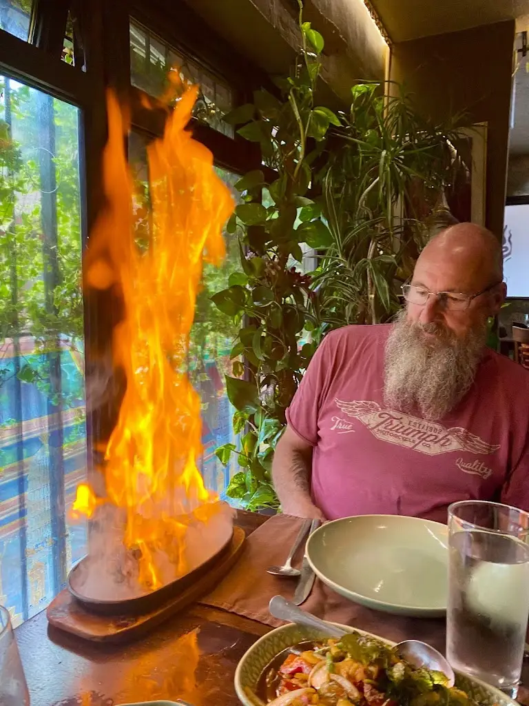 David Clurow_Arunothai Restaurant_Hucknall_review