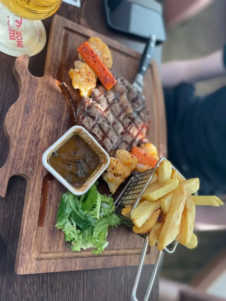 Menu_Vaadi Mediterranean Restaurant_Hucknall_image_5