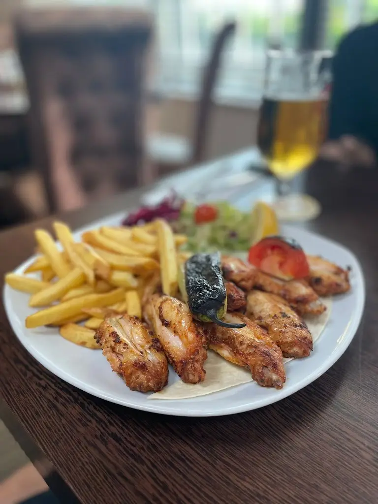 Menu_Vaadi Mediterranean Restaurant_Hucknall_image_6