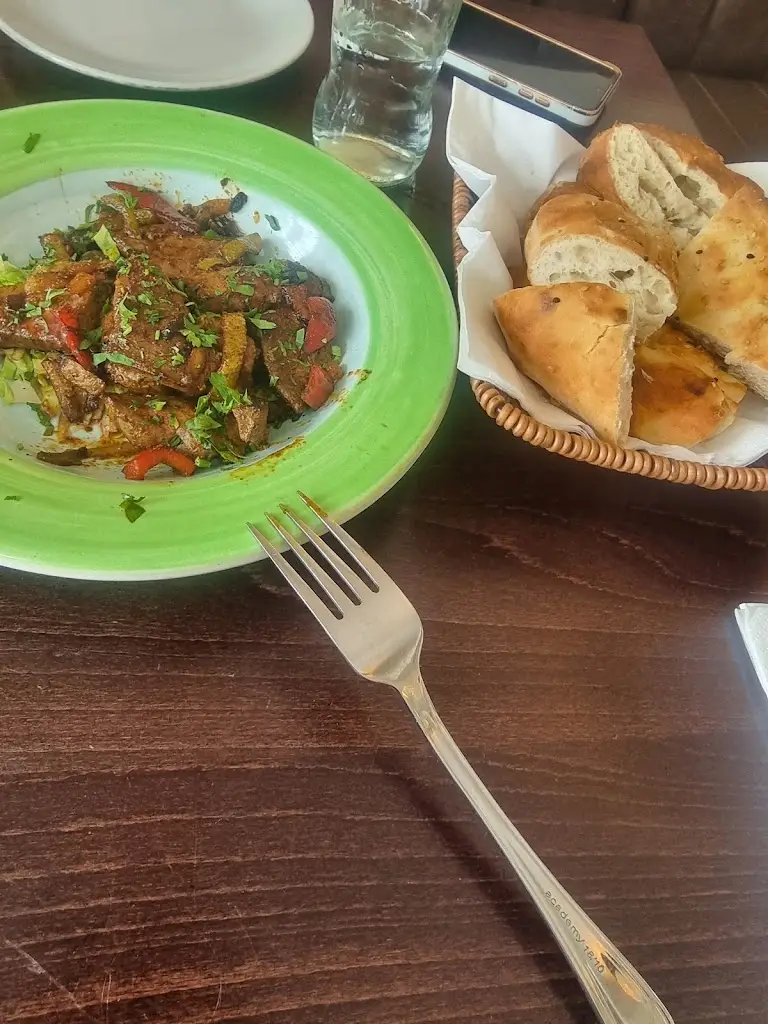 Menu_Vaadi Mediterranean Restaurant_Hucknall_image_9