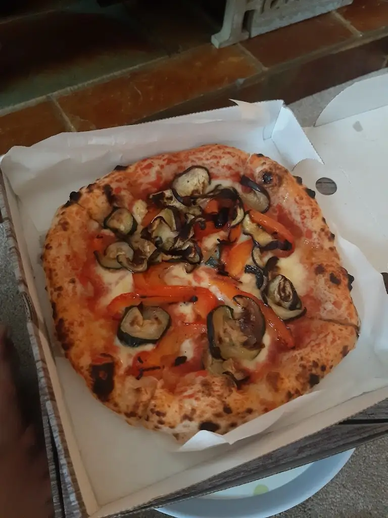 Menu_Cucina Hucknall_Hucknall_image_5