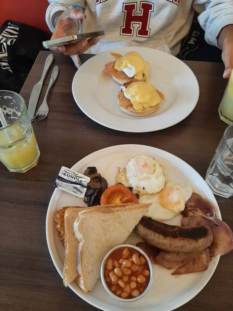 Menu_Mon Cafe Hove_Hove_image_5