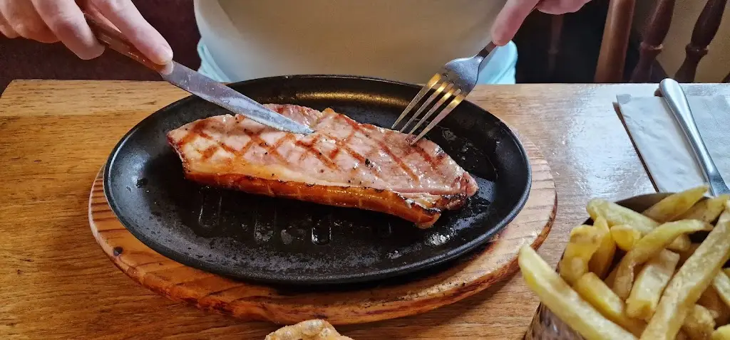 Menu_Crossways Inn and Bed & Breakfast_Huntspill_image_6