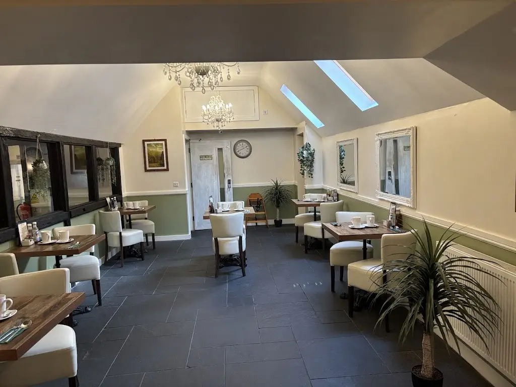 Aimee Anderson_Crossways Inn and Bed & Breakfast_Huntspill_review