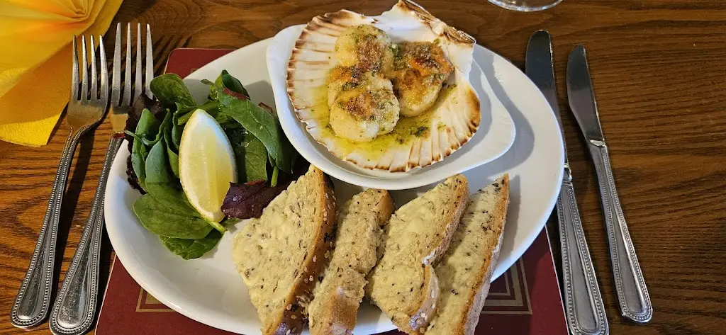 Elysia Elston_Pack Horse Inn_Huntspill_review