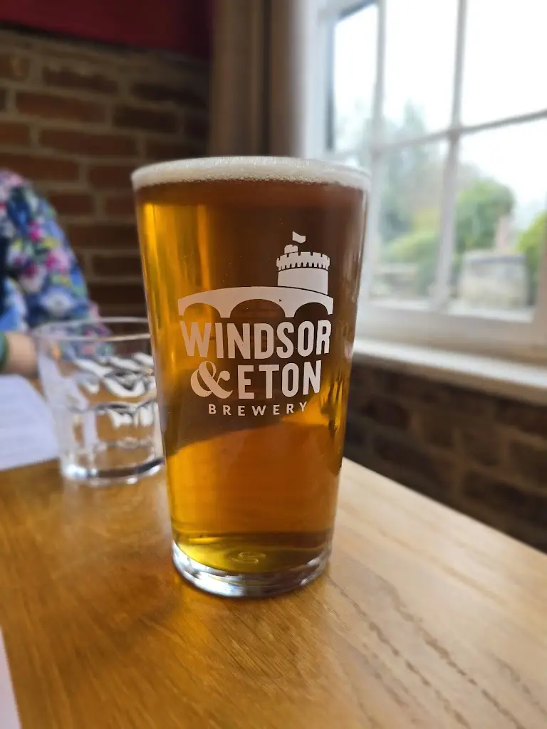 Menu_The Castle Inn_Hurst_image_5