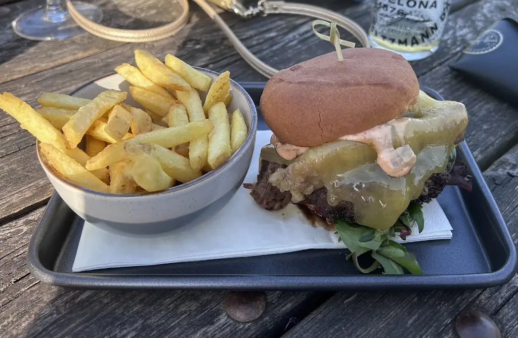 Keith Morgan_The Castle Inn_Hurst_review