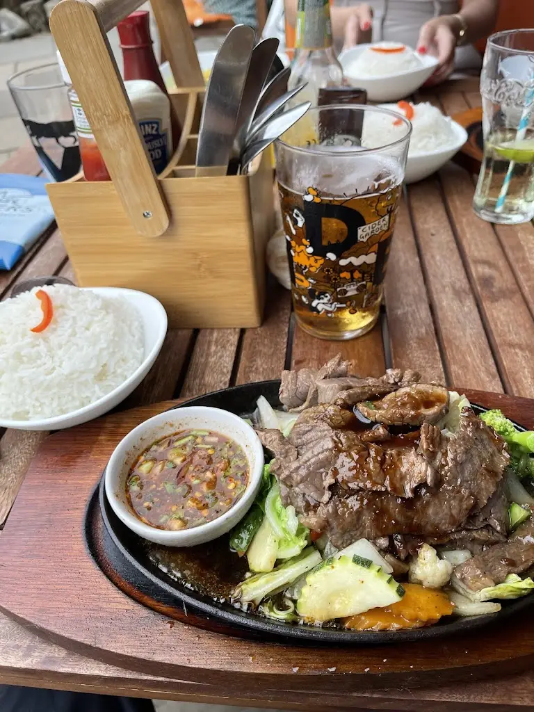 Menu_The Jolly Farmer_Hurst_image_9