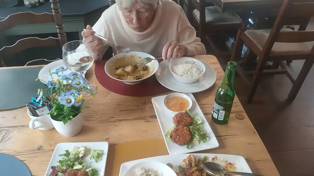 Stuart_Elephant & Castle_Hurst_review