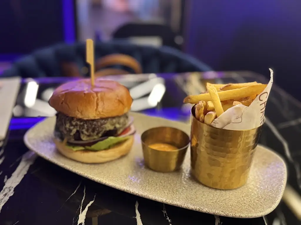 The Vault 327_Hurst_slider_image_3