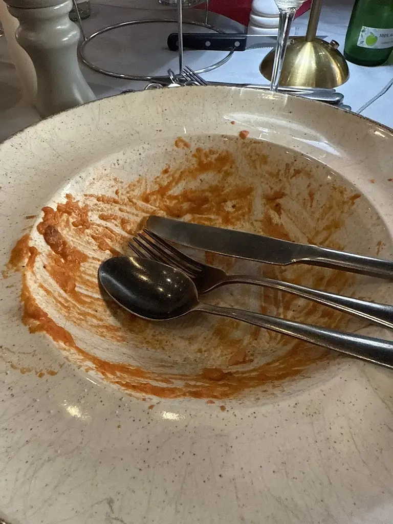 John Davies_Pagliacci Restaurant_Hyde_review