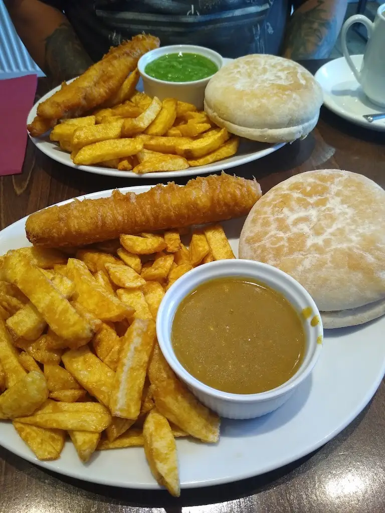 Sharon Wilson_Sunny Fish and Chips_Bardney_review