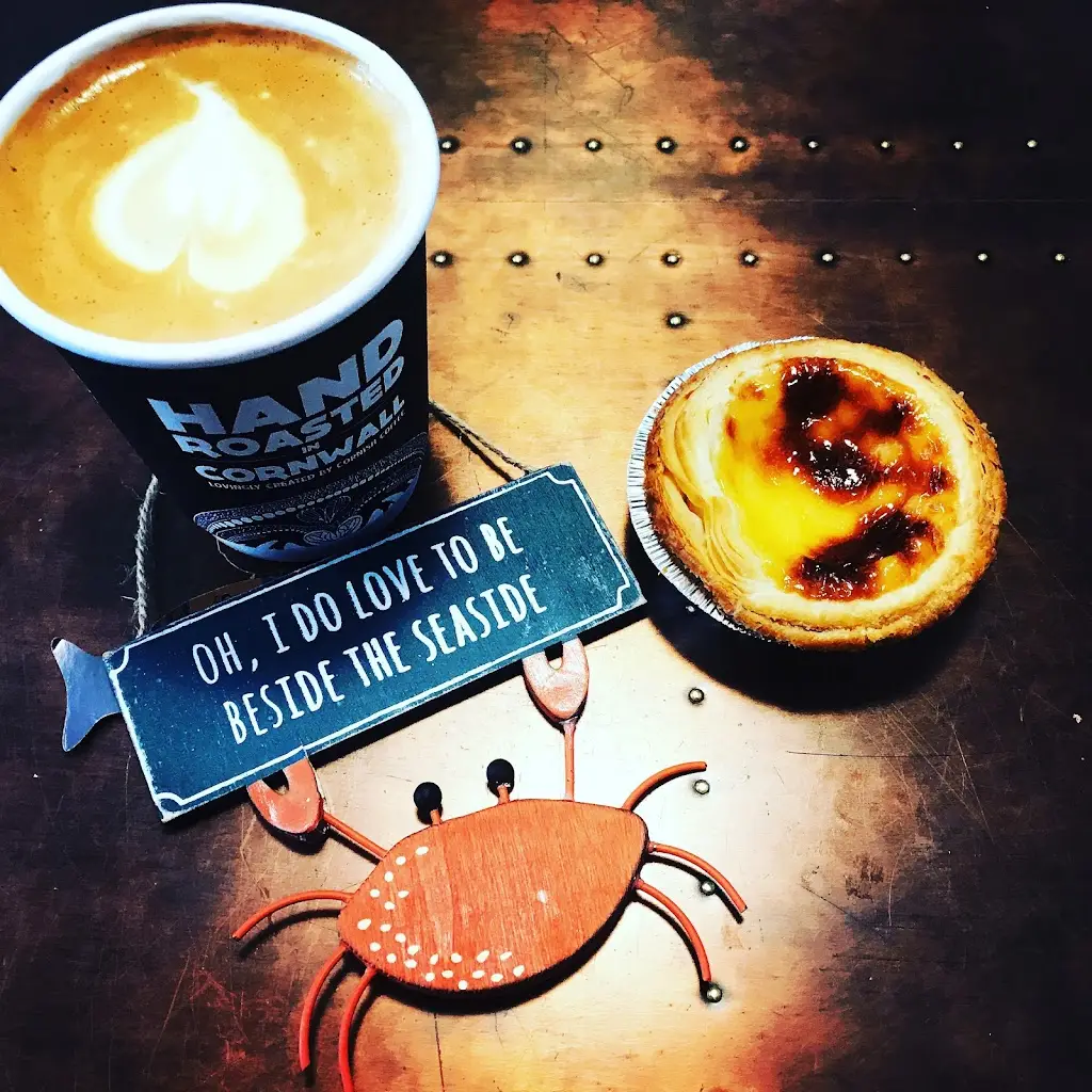 On The Quay_Hugh Town_slider_image_3