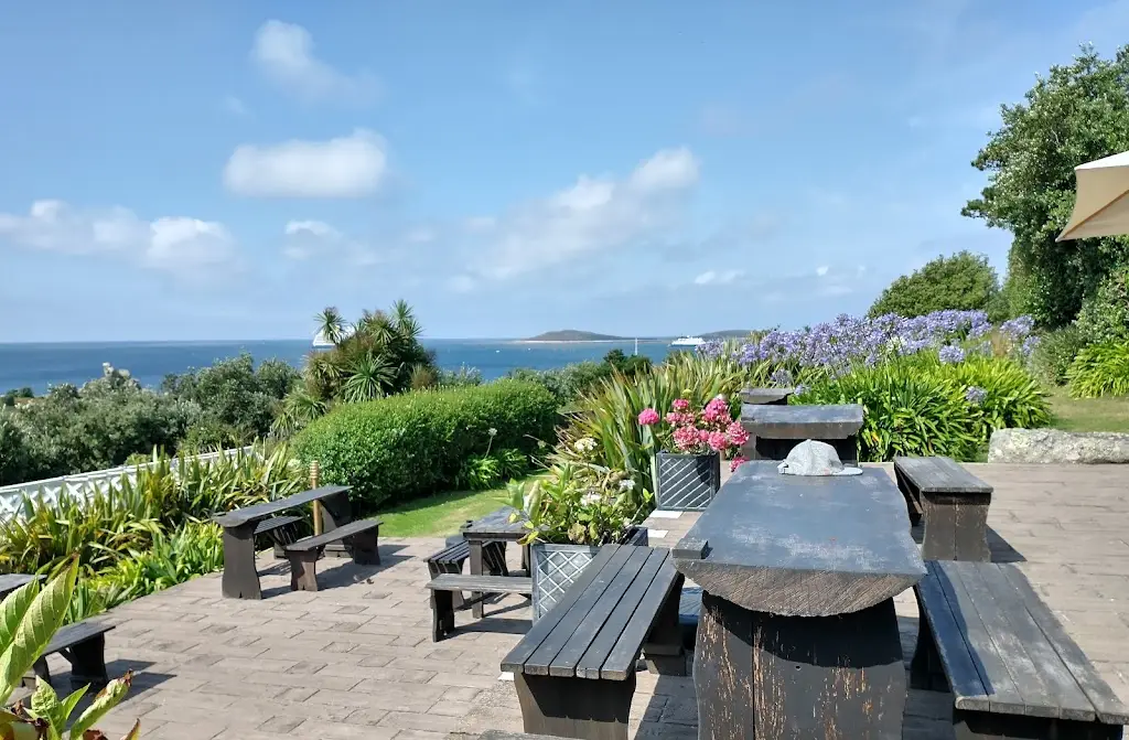 Juliet's Garden_Hugh Town_slider_image_1