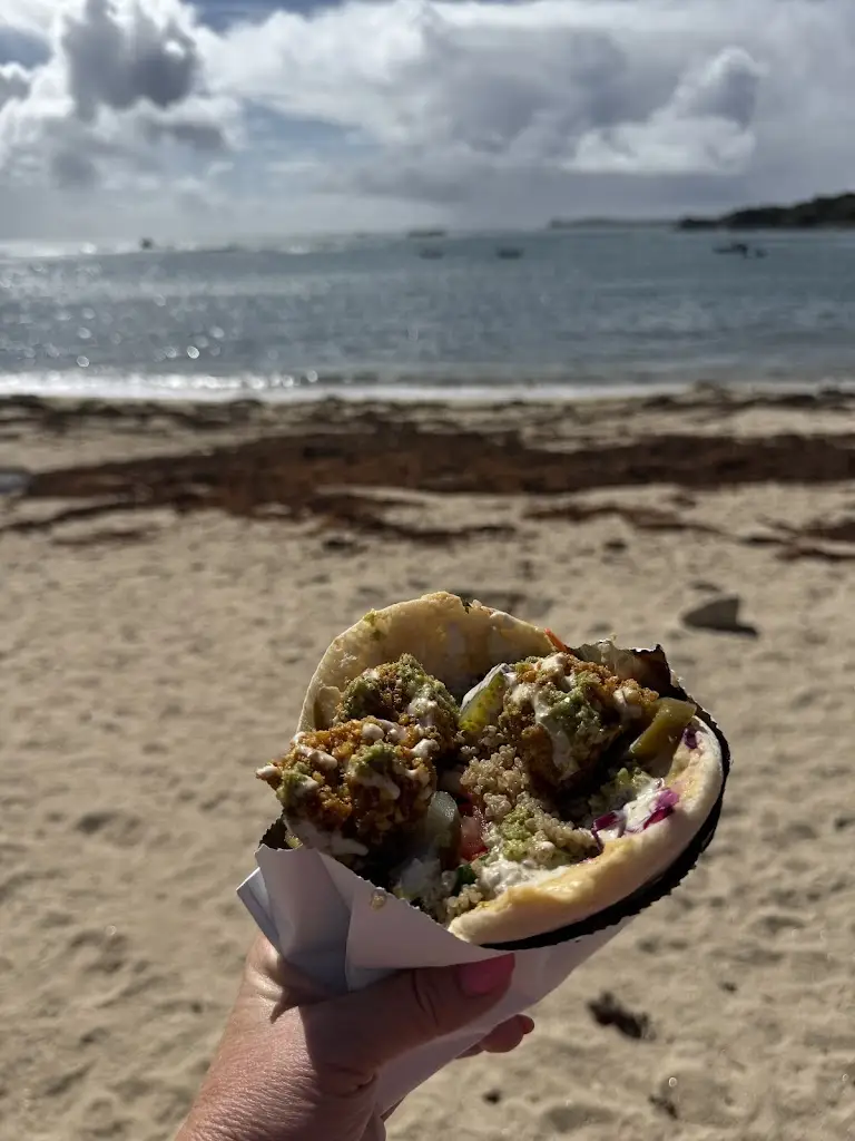 Ian Pike_The Grub Hut_Hugh Town_review