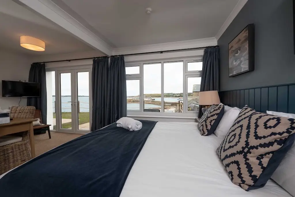 Tregarthen's Hotel_Hugh Town_slider_image_3