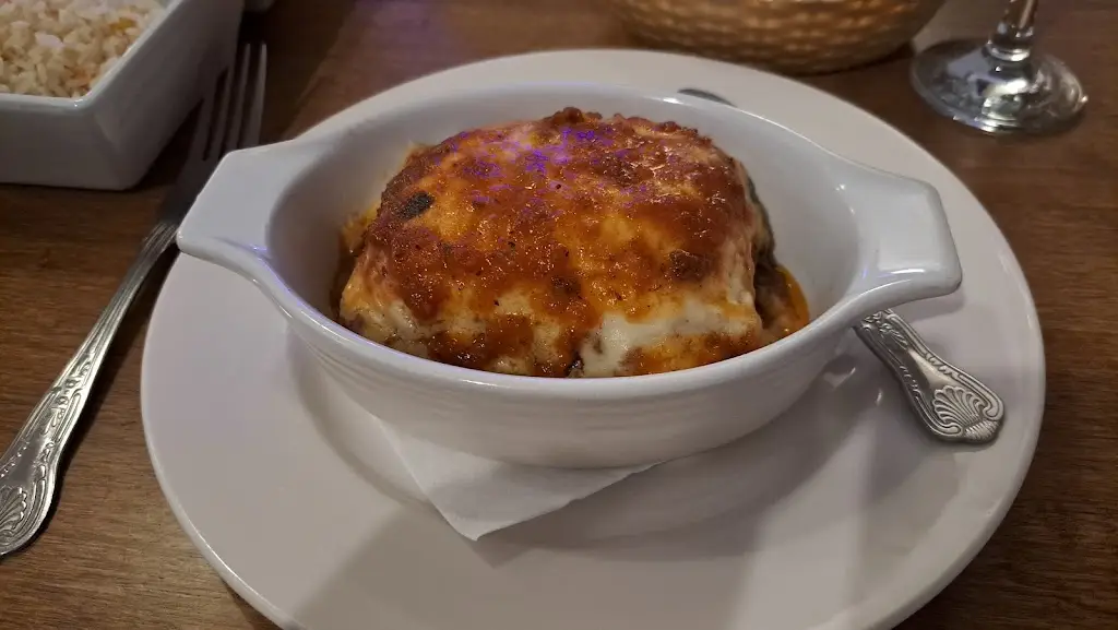 MYTHOS GREEK RESTAURANT - HOYLAKE - WIRRAL_Hoylake_slider_image_2