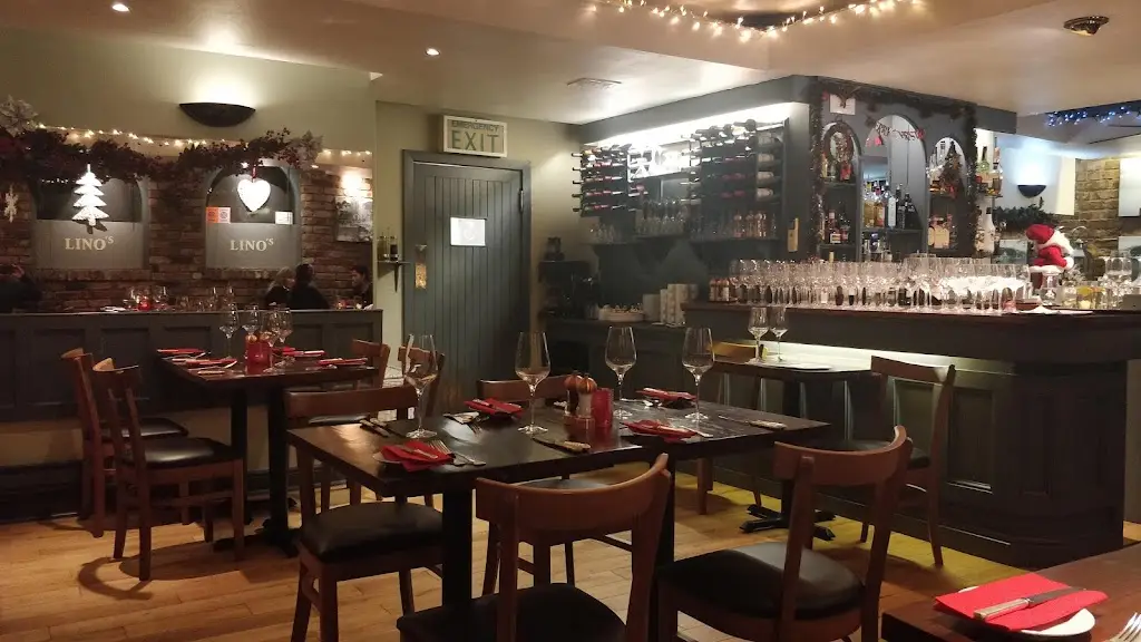 Lino's Restaurant_Hoylake_slider_image_1