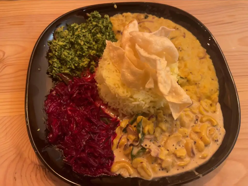 Paul Leach_The Hut Hoylake - Sri Lankan_Hoylake_review