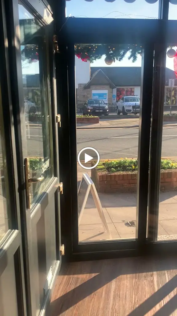 Three Dollar Bill Hoylake_Hoylake_slider_image_2