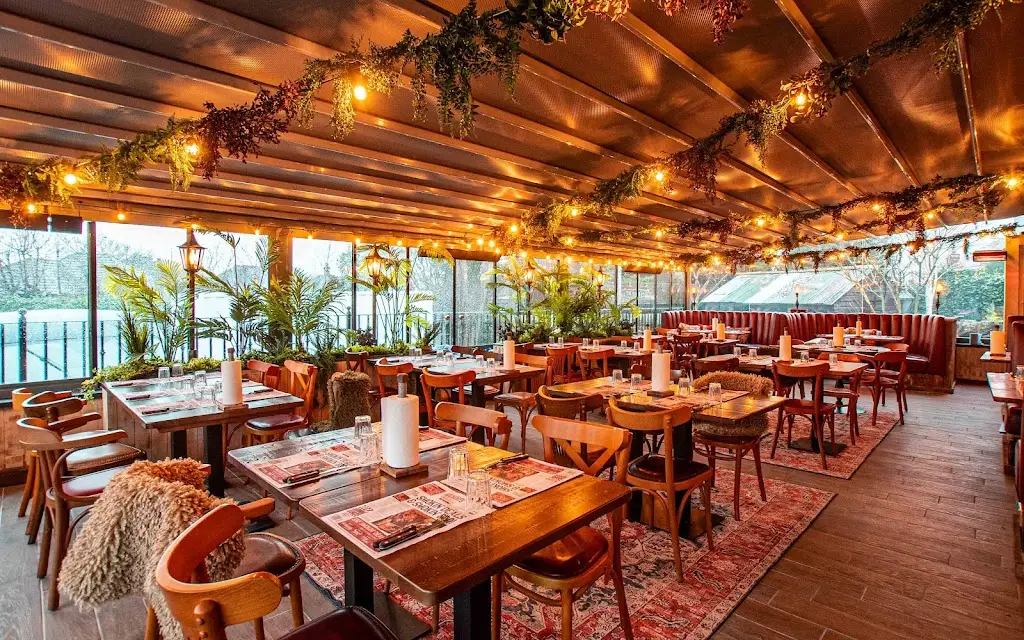 Hickory's Smokehouse West Kirby_Hoylake_slider_image_1