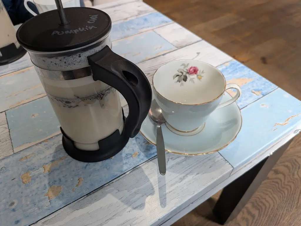 Amy Fitzpatrick_Nine Leaves_Hoylake_review