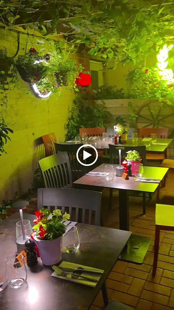 Nuova Italia_Ilchester_slider_image_2