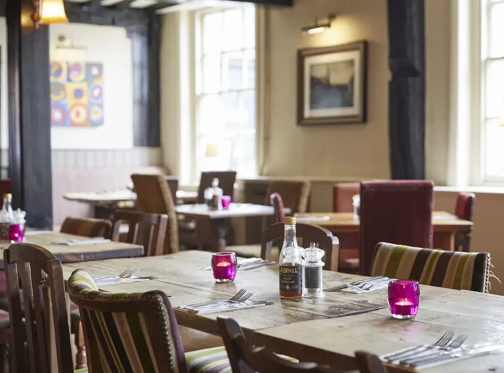 The Bear restaurante en Hungerford