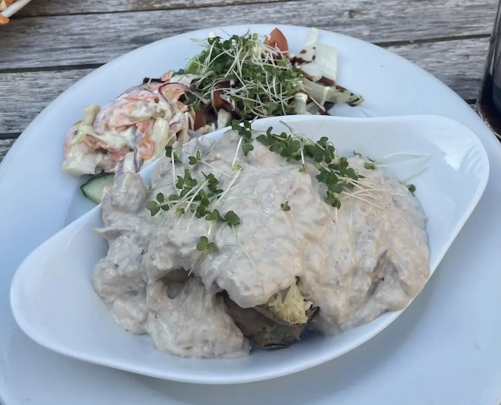Anna_The Downgate Pub_Hungerford_review