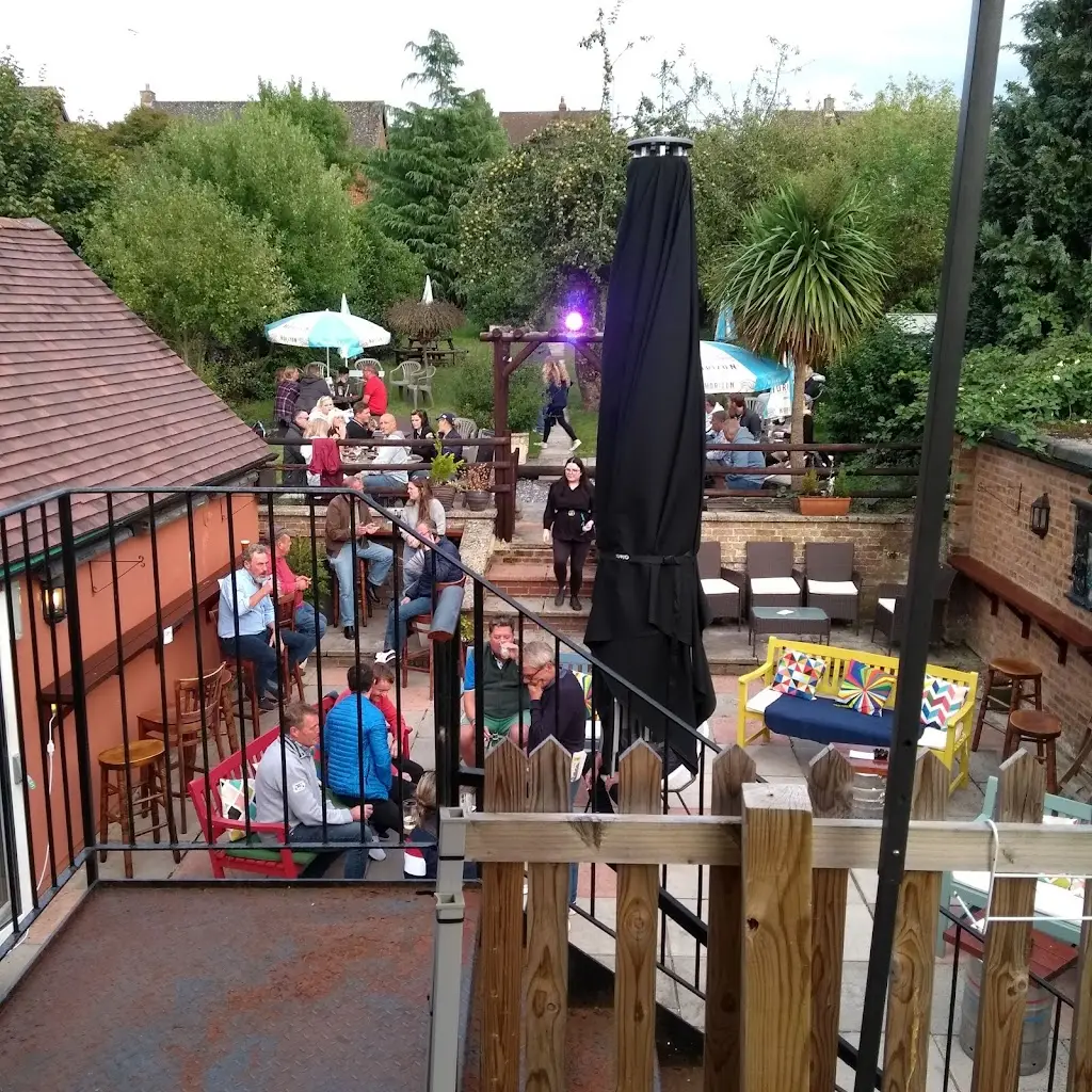 Tamz O_The Borough Arms_Hungerford_review