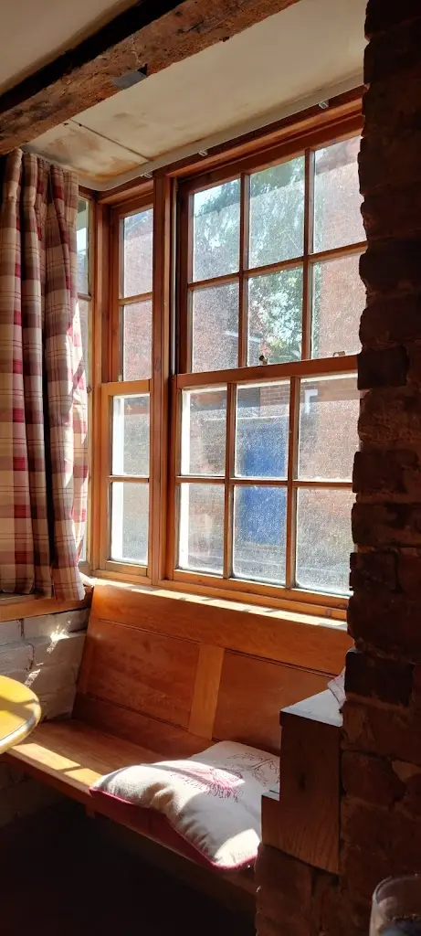 Bill Richman_The Blue Ball_Hungerford_review