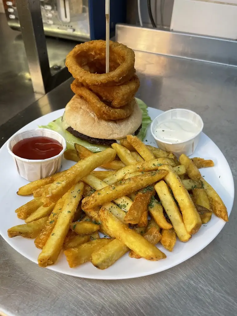 The Blue Ball_Hungerford_slider_image_2