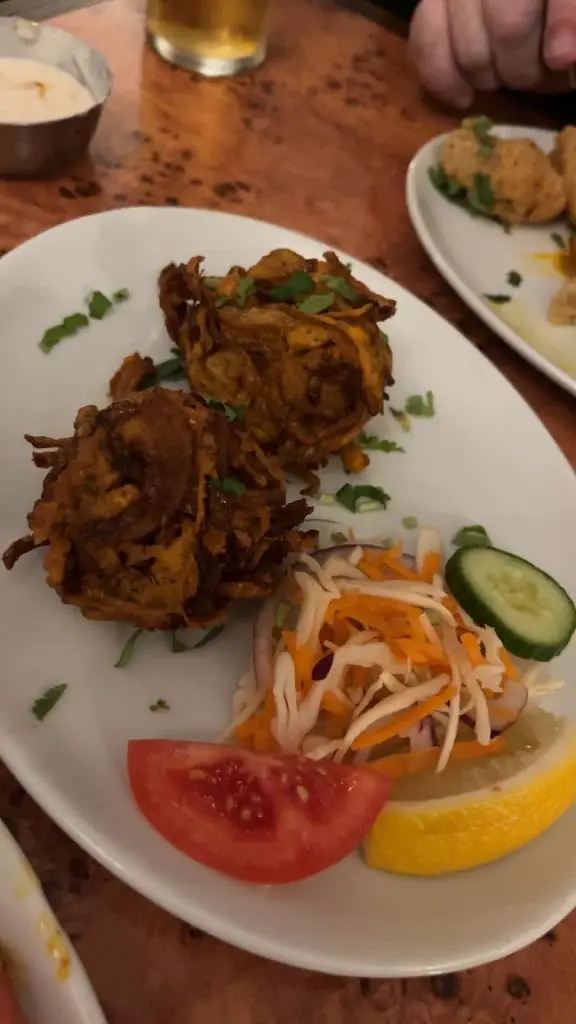 Rebecca Ellis_Rajas Indian Restaurant_Bakewell_recensione