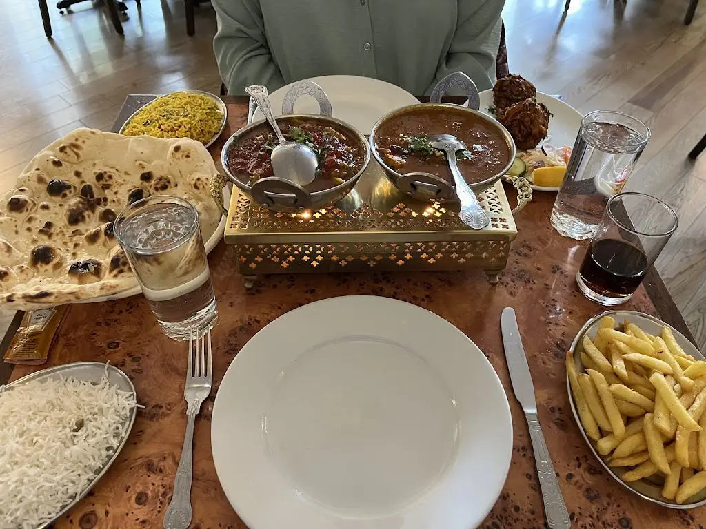 Rajas Indian Restaurant_Bakewell_slider_image_3