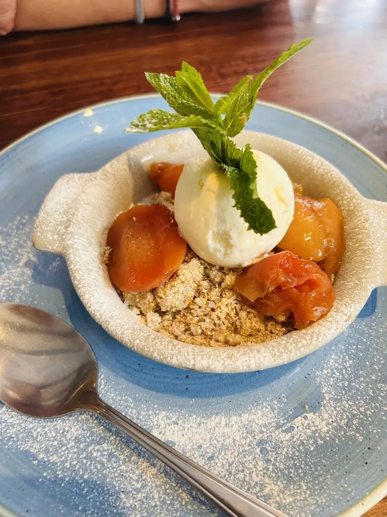 Flo Ra_Boars Head_Ingrave_review