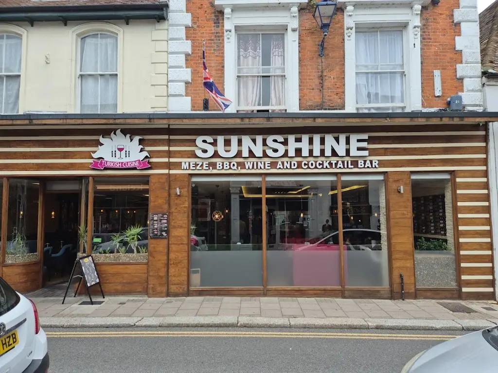 SUNSHINE MEZE, BBQ, WINE & COCKTAIL BAR_Hythe_slider_image_1