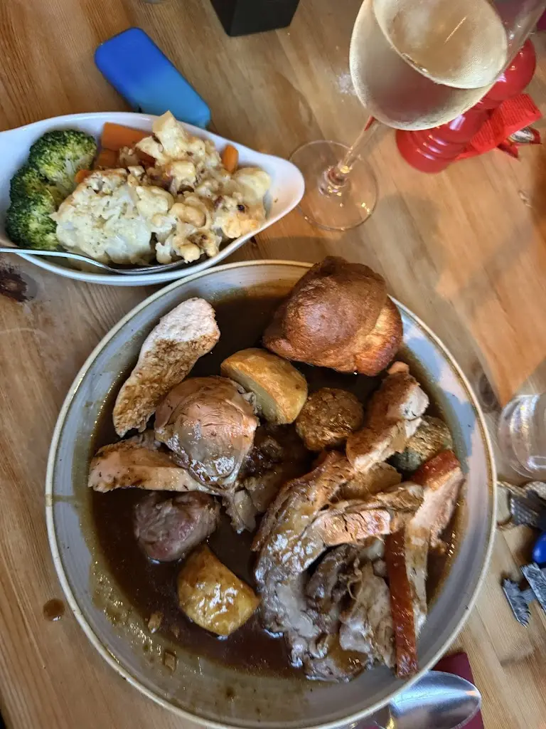 Robyn Kenny_The Red Lion_Hythe_review