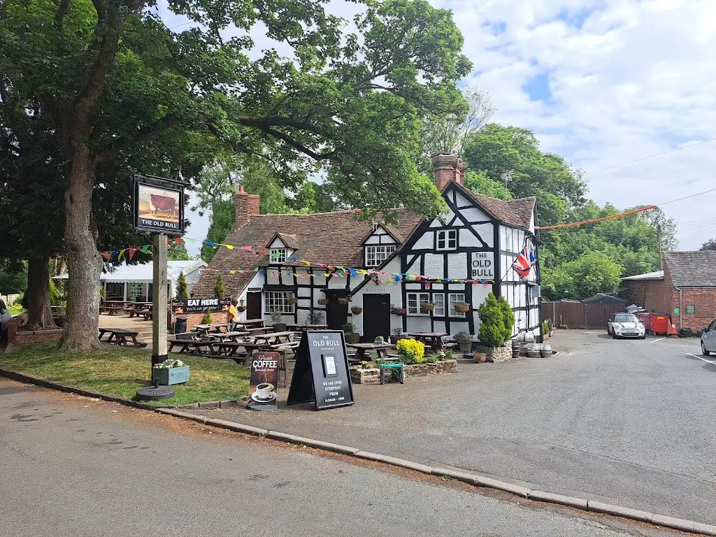 2Wulfmaer_The Old Bull_Inkberrow_review