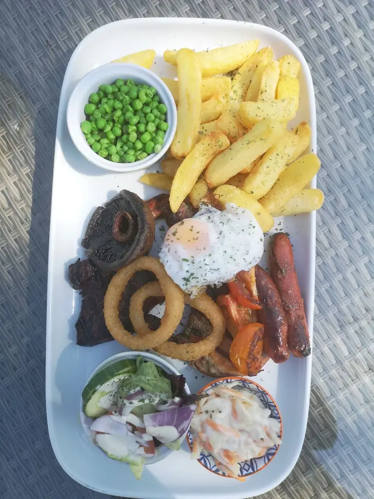 Menu_The Wheelbarrow Castle_Inkberrow_image_7