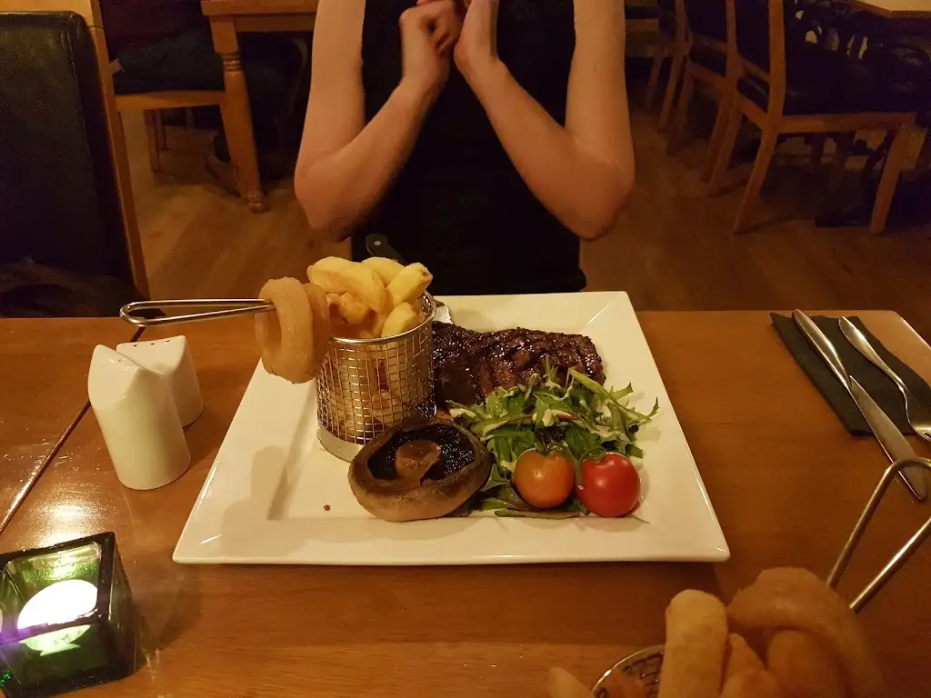 Menu_The Wheelbarrow Castle_Inkberrow_image_9