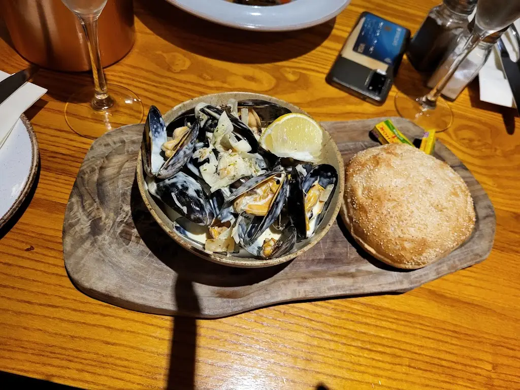 Janine Duckworth_The Keys_Hoyland Nether_review