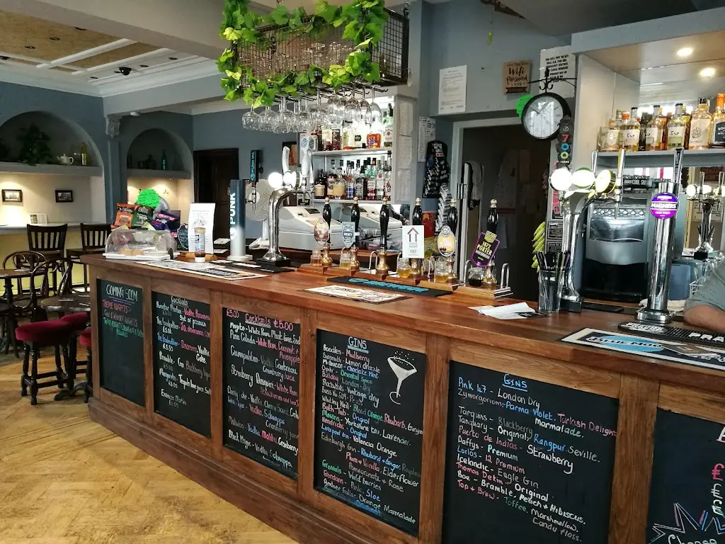 Tap & Brew_Hoyland Nether_slider_image_1